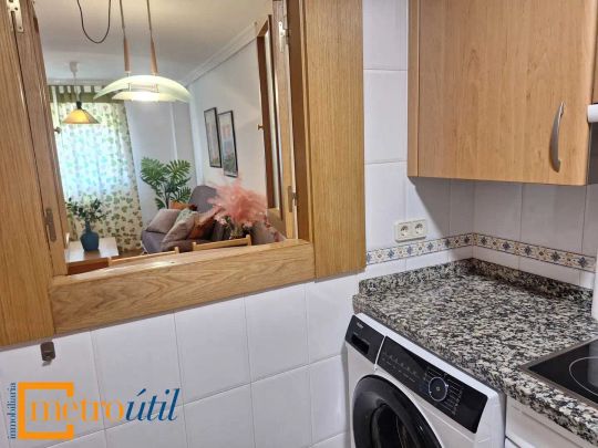 Piso de alquiler en Calle Jesús García Bernalt, La Platina- Hospital - Campus - Foto 1