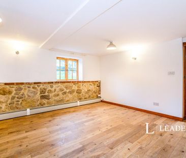 5 bedroom semi-detached house to rent - Photo 3