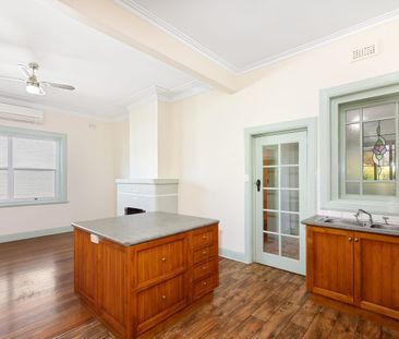 Historic Elegance Meets Modern Comfort – A Family Home That Offers ... - Photo 5