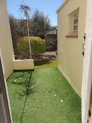 Appartement 2 pièces 53m2 MARSEILLE 12EME 950 euros - Photo 1