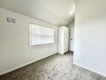 Unit 1, 54 Stranraer Crescent, Wattle Downs, Auckland - Photo 4