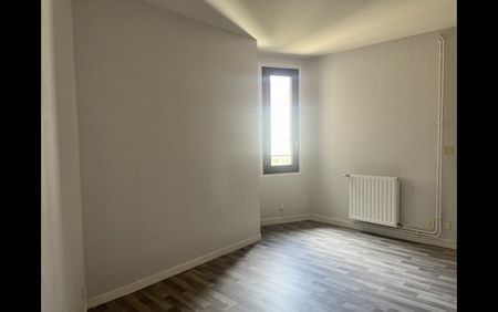 Location Appartement 2 pièces 48 m² La Châtre - Photo 3