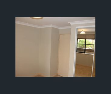 BRILLIANT LOCATION!! - Photo 2