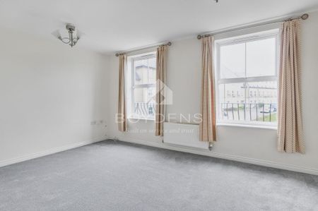 3 bedroom terraced house to rent - Photo 3