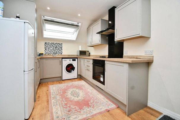 2 bedroom flat to rent - Photo 1