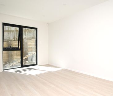 7D Spears Place, Botany Downs, Auckland - Photo 1