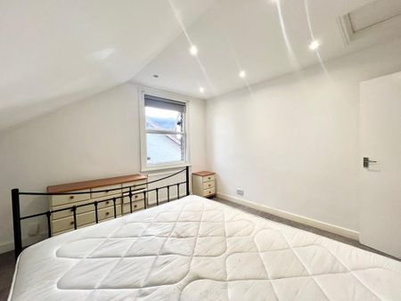 2 bedroom apartment to rent - Photo 5