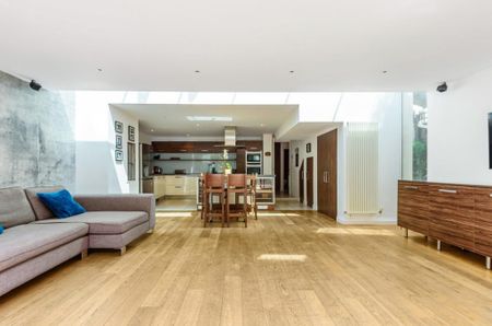 6 bedroom semi-detached house to rent - Photo 5