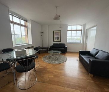 2 bedroom flat to rent - Photo 1