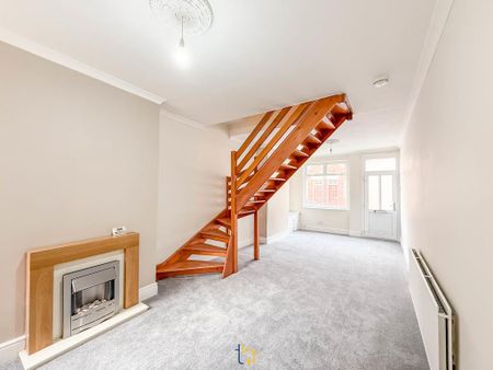 2 bedroom terraced house to rent - Photo 2