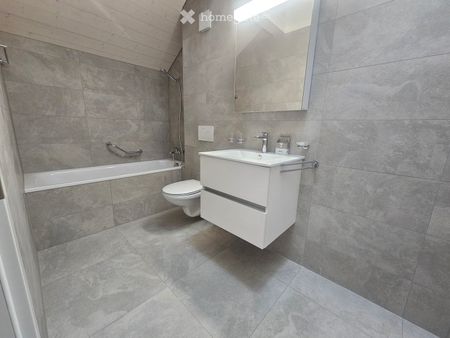 Maison contigüe entièrement rénovée Bougy-Villars - Photo 2