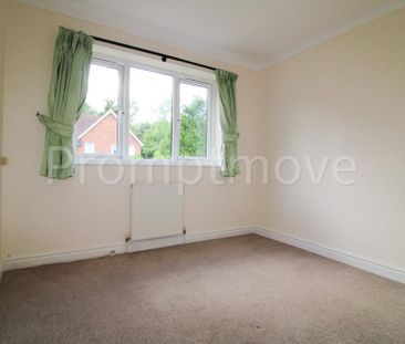4 bedroom semi-detached house to rent - Photo 6