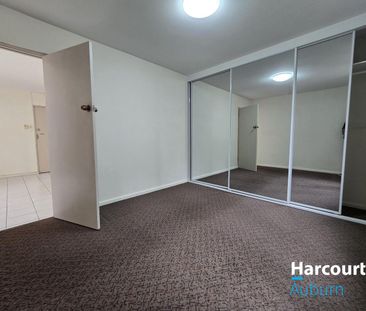 Warm & Cosy 2-Bedroom Unit FOR LEASE in Prime Auburn Location - Photo 1