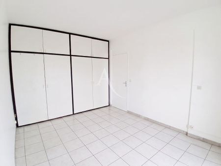 Location Appartement 55.18m² 2 pièces Fort de france - Photo 4