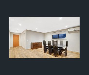 Family home near all the amenities! - Photo 2