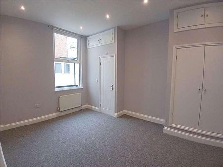 Silchester Road, St. Leonards-on-sea, East Sussex, TN38 - Photo 3