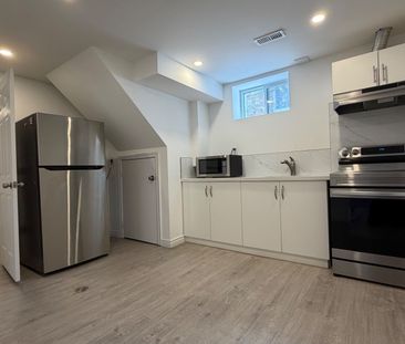 For Lease - 401 Osiris Drive Unit# Bsmt, Richmond Hill, Ontario - Photo 1