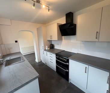 Clos Glanlliw, Pontlliw, Swansea, SA4 9DW - Photo 3