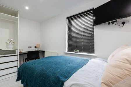 5 bedroom house to rent - Photo 2