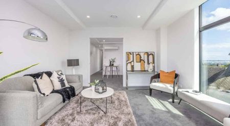 Luxury Living - Photo 5