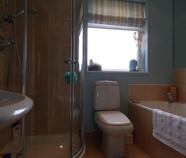 3 bedroom semi-detached house to rent - Photo 6