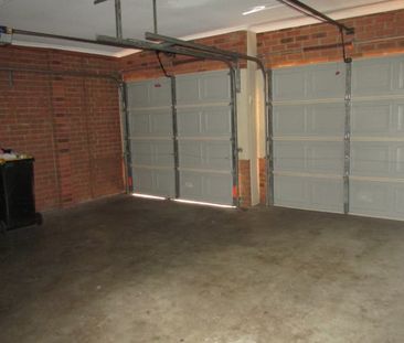 Cozy, well maintained townhouse! - Photo 4