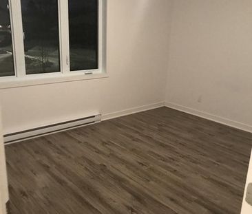 À LOUER– Grand 5 ½ Au Coeur De St-Jerome - Photo 1