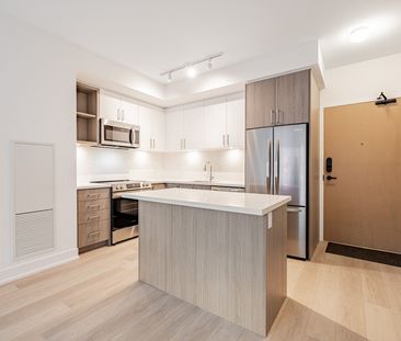 For Lease - 333 Sunseeker Avenue Unit# 408, Innisfil, Ontario - Photo 2