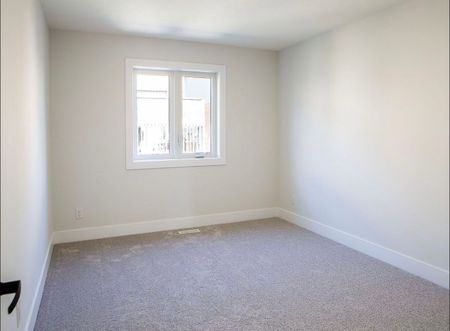 For Lease - 1570 CORONATION Drive Unit# 6, London North, Ontario - Photo 3