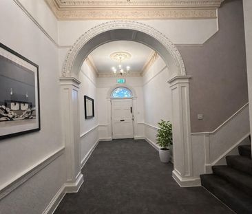 Berkeley Square, Bristol - Photo 6