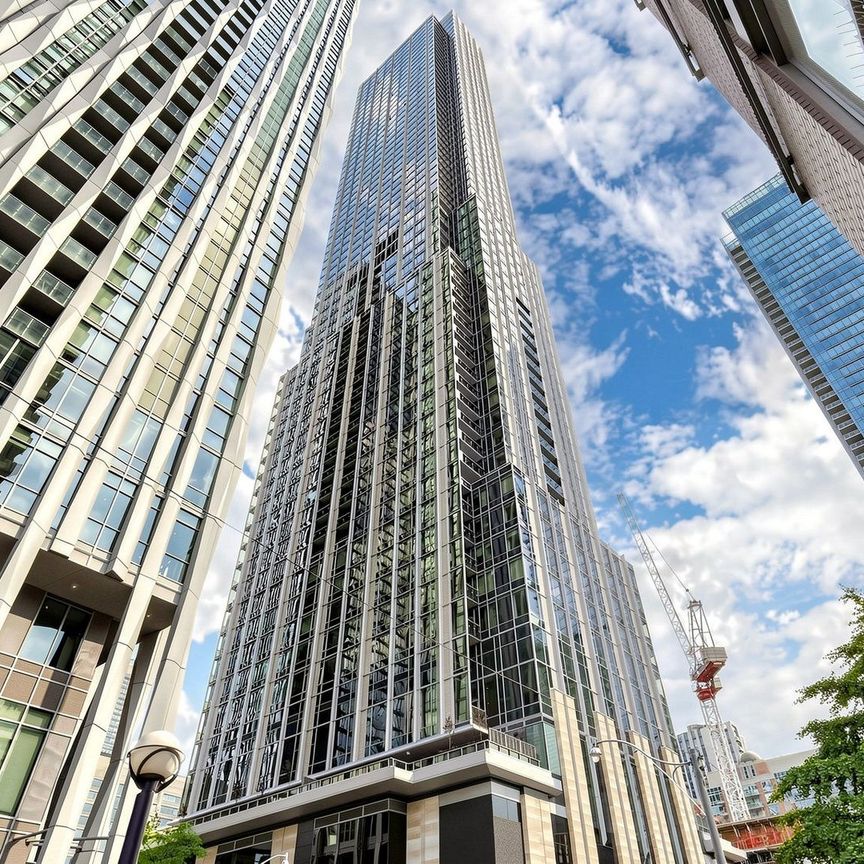 For Lease - 11 Yorkville Avenue Unit# 5903, Toronto, Ontario - Photo 1