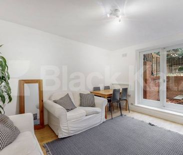 Generously Sized 4-Bedroom Home Moments from Camden & King’s Cross - Photo 3