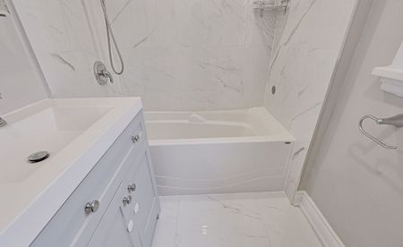 For Lease - 5992 19th Avenue, Markham, Ontario - Photo 2