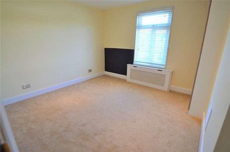 Selsdon Road, South Croydon, CR2 - Photo 2