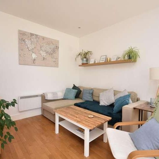 Woodlands, Hayes Point, Sully, CF64 - Photo 1