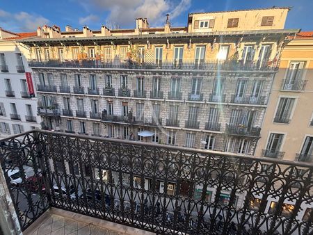 Location Appartement 2 pièces 59m² NICE 06000 - Photo 3