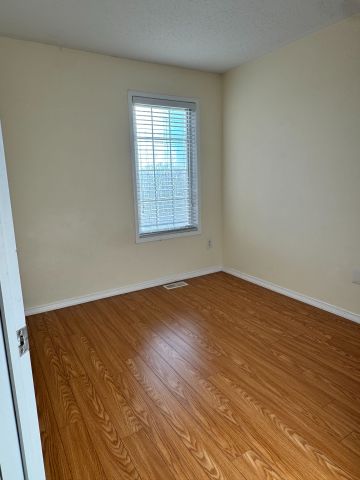 For Lease - 16 Quarrie Lane, Ajax, Ontario - Photo 2