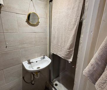 Studio to rent - Photo 6