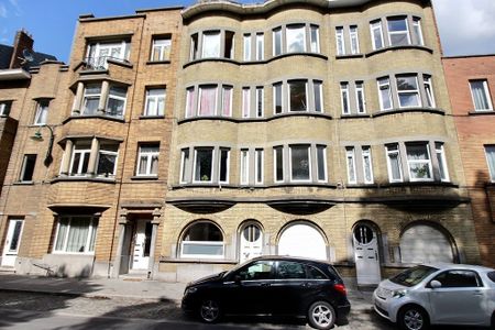 Molenbeek - 2 Chambres - Petite copropriété - Foto 4