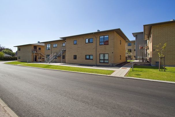 Stationsvej 8F, 1. - Photo 1