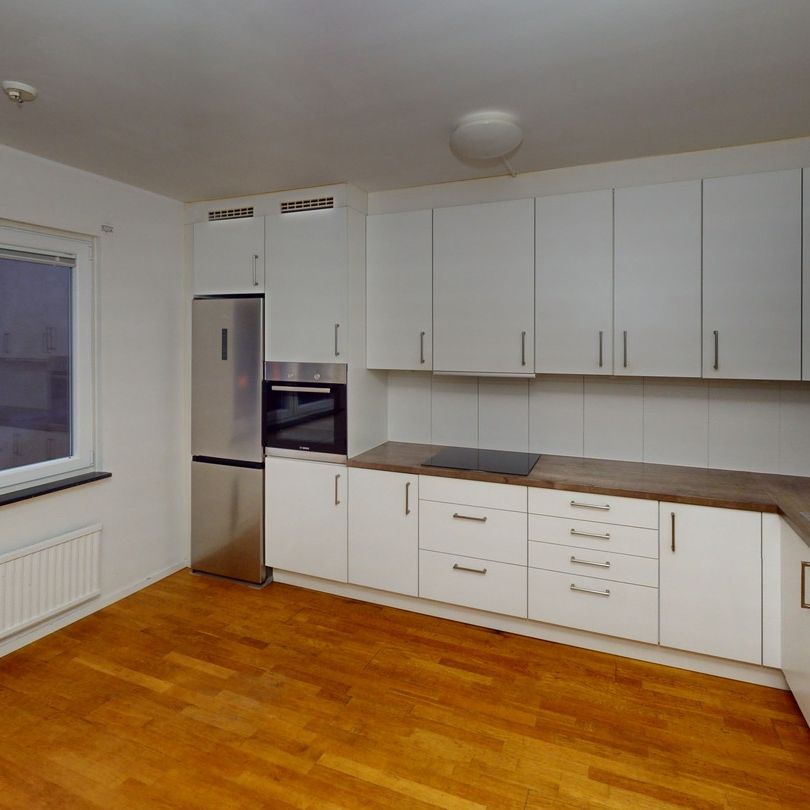 Västra Åsgatan 13, Eskilstuna - Foto 1