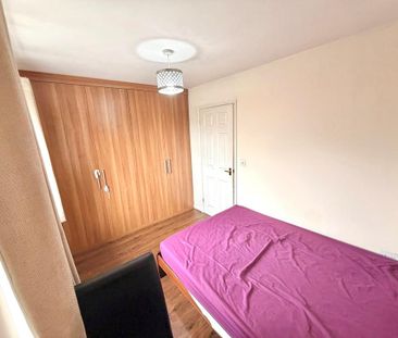 2 bedroom property to rent - Photo 3