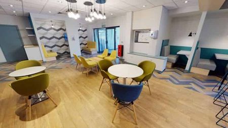 Gold En Suite Plus - Photo 4