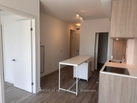 88 North Condos and Lofts 77 , #2916 - Photo 2