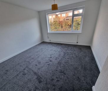 2 bedroom detached bungalow to rent - Photo 3