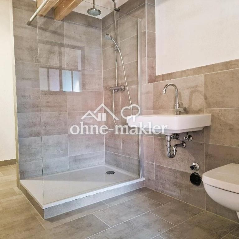 DG Wohnung | NACHHALTIGSTE Immobilie Wolfsburgs, Lehmbau, PV - Autarkie und Appsteuerung - Photo 1