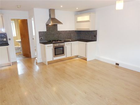 1, Omni House, Back Green, Churwell, Leeds, LS27 7TE - Photo 3