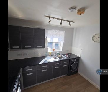 2 bedroom flat to rent - Photo 6