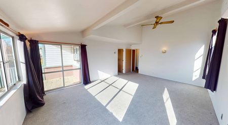 City Centre - 3 Bedrooms - Photo 2