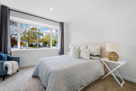 Modern, Low-Maintenance Living in a Prime Location - Photo 5